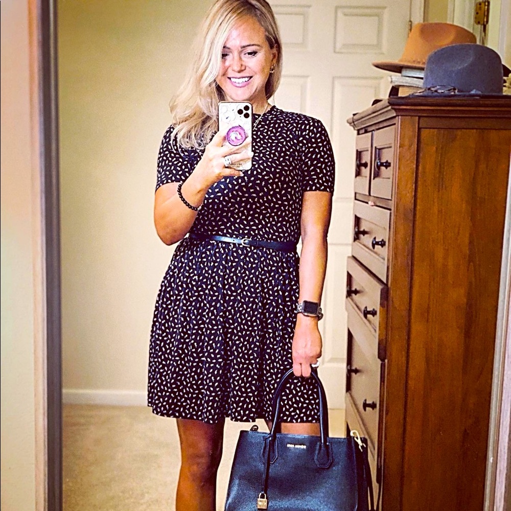 Meet your Posher, Camille
